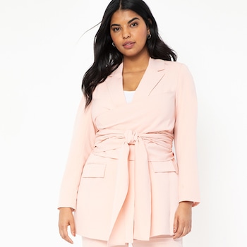 E-Comm: Boss Looks for the Office